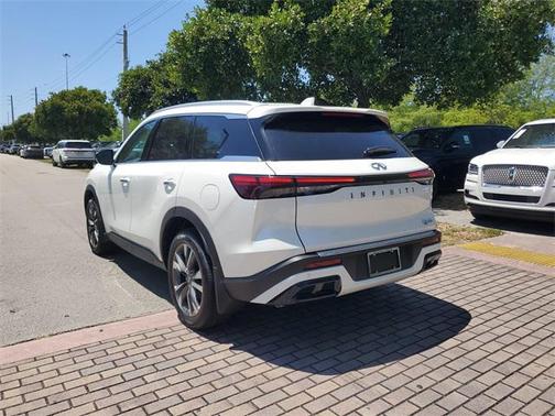 2025 INFINITI QX60 Luxe