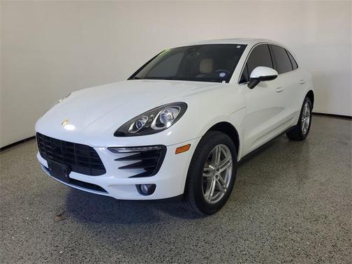 2017 Porsche Macan Base