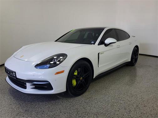 2018 Porsche Panamera E-Hybrid 4