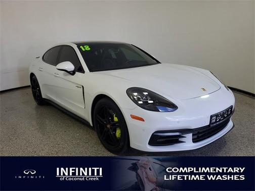 2018 Porsche Panamera E-Hybrid 4
