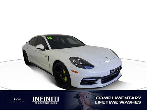 2018 Porsche Panamera E-Hybrid 4
