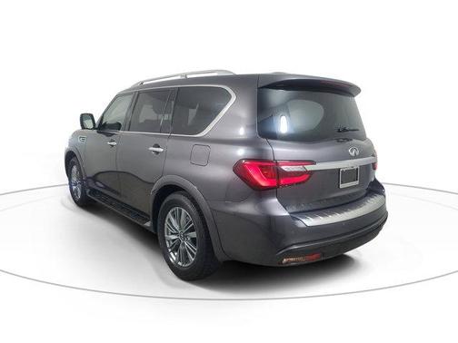 2022 INFINITI QX80 Luxe