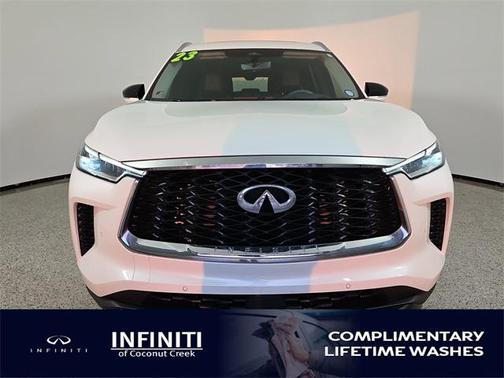 2023 INFINITI QX60 Luxe