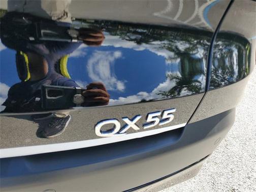 2025 INFINITI QX55 LUXE