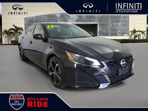 Black 2025 Nissan Altima SR