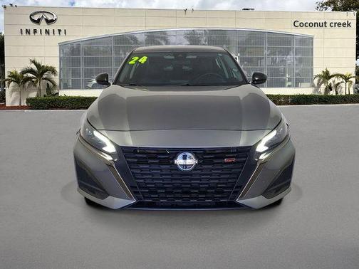 Gun Metallic 2024 Nissan Altima 2.5 SR