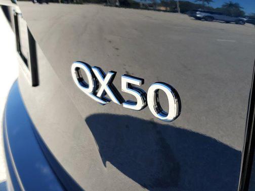 2025 INFINITI QX50 Luxe AWD