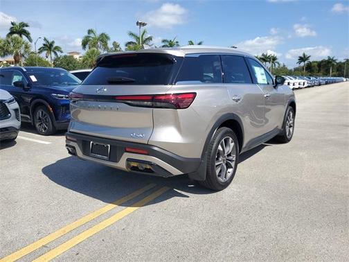 2025 INFINITI QX60 Luxe