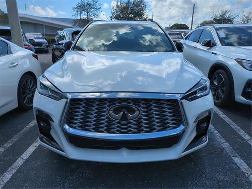 2025 INFINITI QX55 LUXE