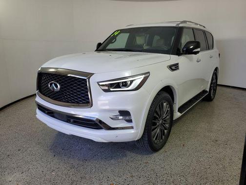 2024 INFINITI QX80 SENSORY