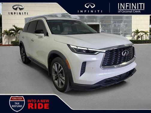 Majestic White 2024 INFINITI QX60 Luxe