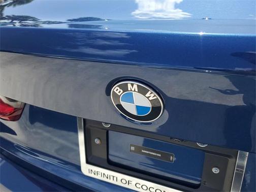 2024 BMW 330 i