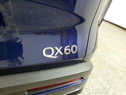 2025 INFINITI QX60 Pure