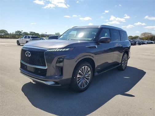 2025 INFINITI QX80 Luxe
