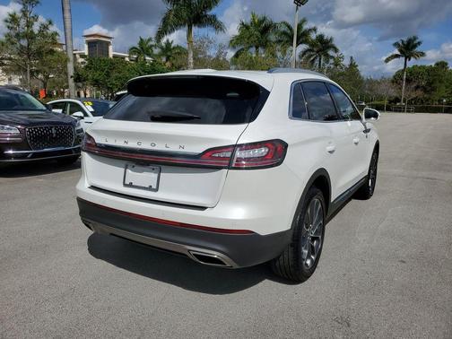 2023 Lincoln Nautilus Reserve