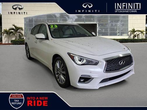 2023 INFINITI Q50 LUXE