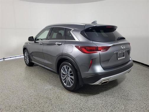 2024 INFINITI QX50 LUXE