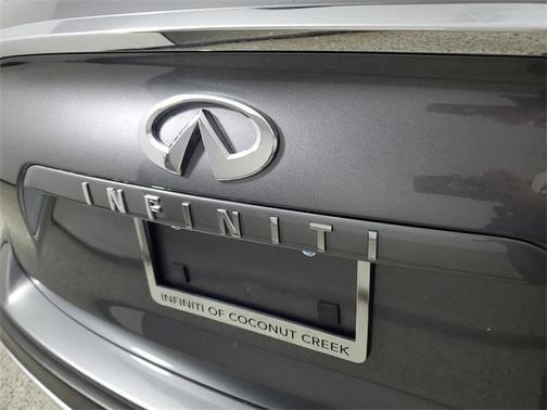 2024 INFINITI QX50 LUXE