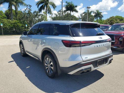 2023 INFINITI QX60 Pure