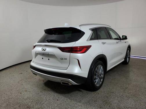 2024 INFINITI QX50 LUXE