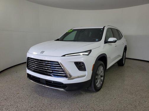 2025 Buick Enclave Preferred FWD