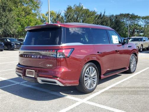 2025 INFINITI QX80 Luxe