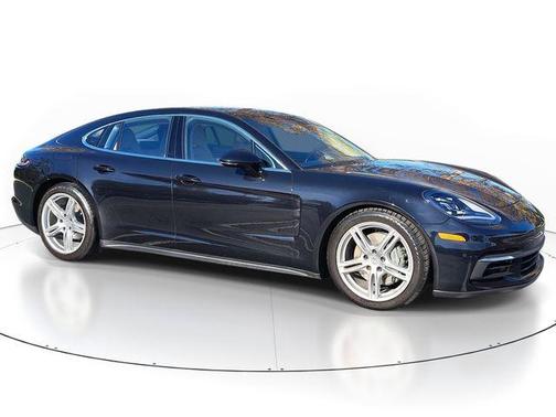 2018 Porsche Panamera 4S