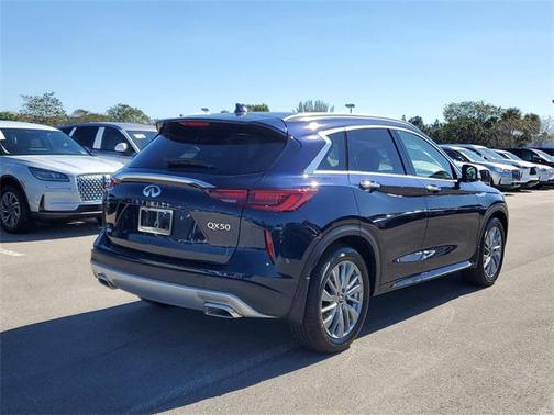 2025 INFINITI QX50 Luxe AWD