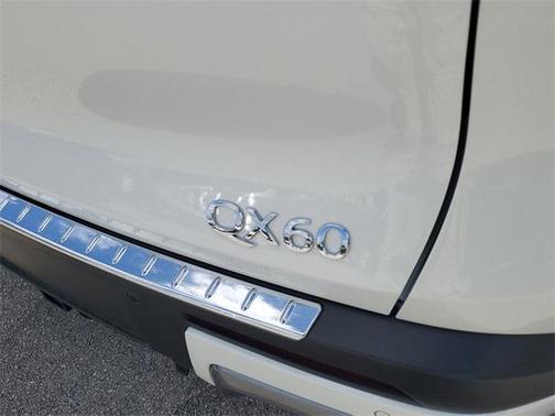 2025 INFINITI QX60 SENSORY