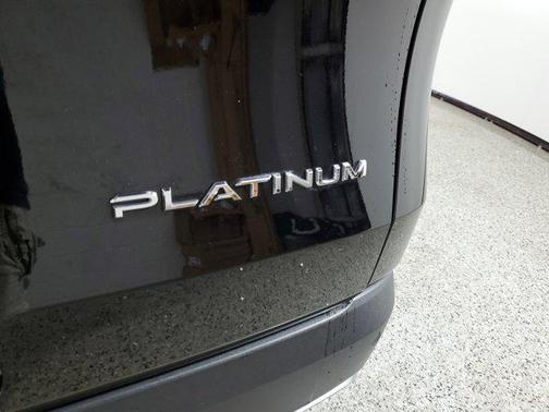 2024 Toyota Grand Highlander Hybrid Limited MAX