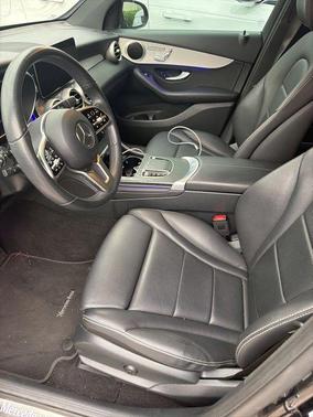 Black 2022 Mercedes-Benz GLC 300 Base