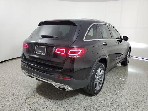 Black 2022 Mercedes-Benz GLC 300 Base