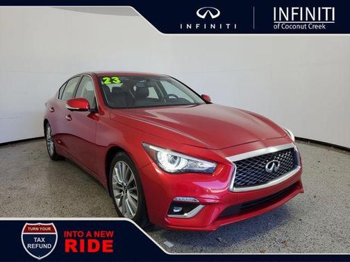 2023 INFINITI Q50 LUXE