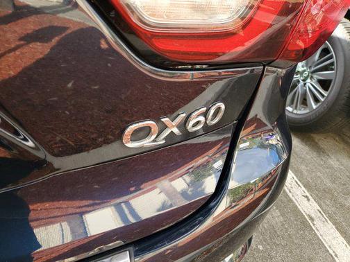 2020 INFINITI QX60 Luxe