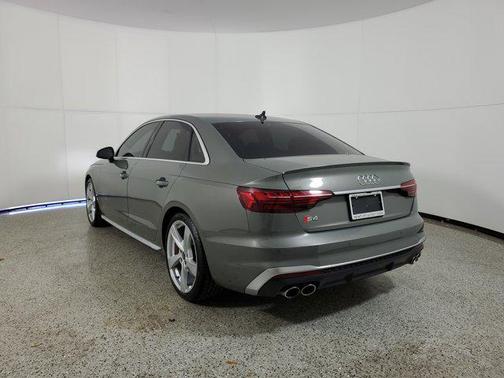 2023 Audi S4 Premium Plus TFSI quattro Tiptronic