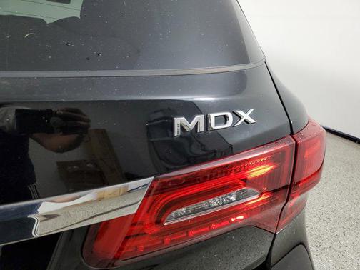 2017 Acura MDX 3.5L w/Technology Package