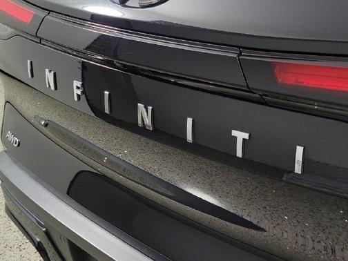 Diamond Black 2024 INFINITI QX60 Pure