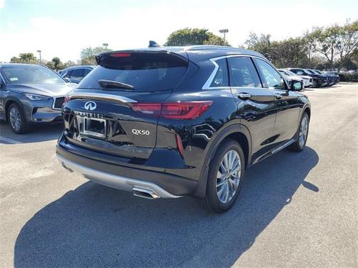 2025 INFINITI QX50 Luxe AWD