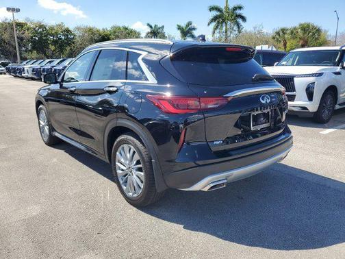 2025 INFINITI QX50 Luxe AWD