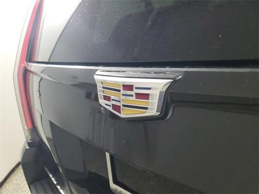 2018 Cadillac Escalade ESV Luxury