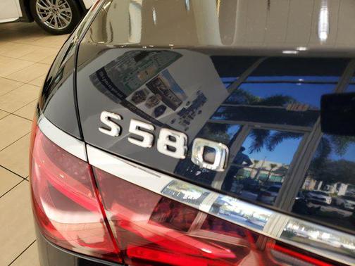2022 Mercedes-Benz S-Class S 580 4MATIC