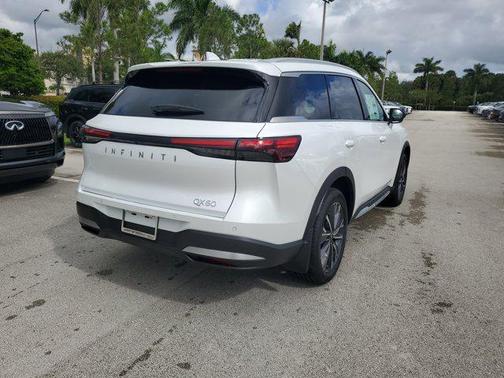 2026 INFINITI QX60 Luxe