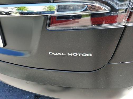Deep Blue Metallic 2020 Tesla Model S Long Range