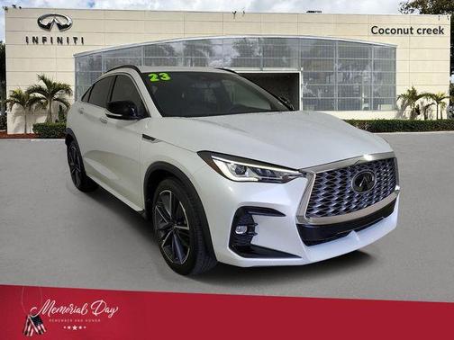 Radiant White 2023 INFINITI QX55 LUXE