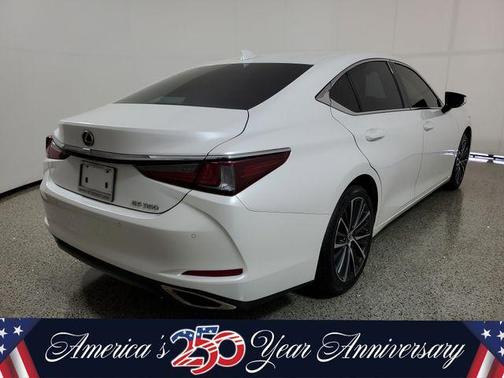 White Pearl 2023 Lexus ES 350 350