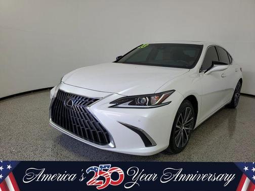 White Pearl 2023 Lexus ES 350 350