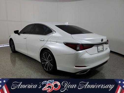 White Pearl 2023 Lexus ES 350 350