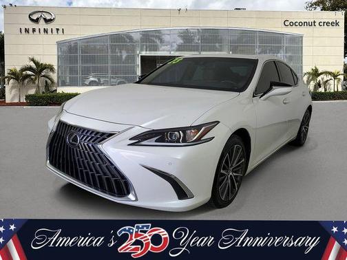 White Pearl 2023 Lexus ES 350 350