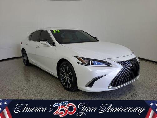 White Pearl 2023 Lexus ES 350 350