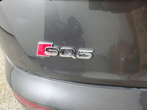 Daytona Gray Pearl Effect 2020 Audi SQ5 3.0T Premium